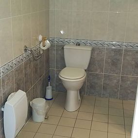 toilettes blanches